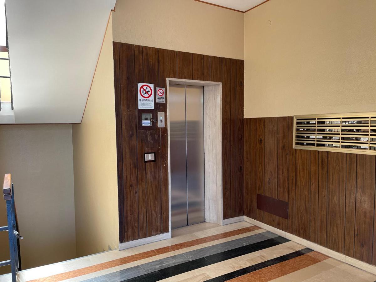 Desenzanoloft Official Partner Marriott Homes & Villas -Ciao Lago Family Apartment デセンツァーノ・デル・ガルダ エクステリア 写真
